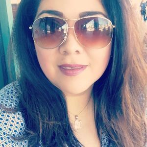 Meet your Posher, Monica